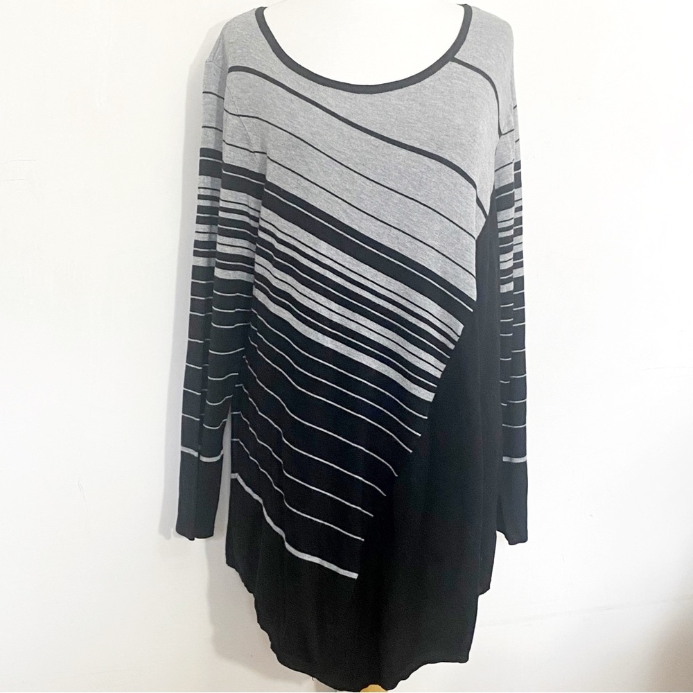 Faded Glory Stylish Asymmetrical Gray and Black Women's Sweater Top 3X